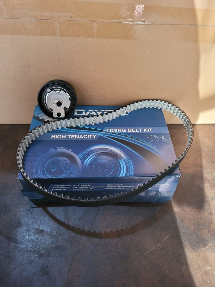 DAY KTB470 - 2T1Q 6M260 AA - 1201255 TRİGER SETİ TEFLON KAYIŞLI 1.8 TDCI